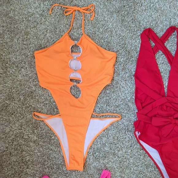 Bathing suit bundle - Picture 2 of 8